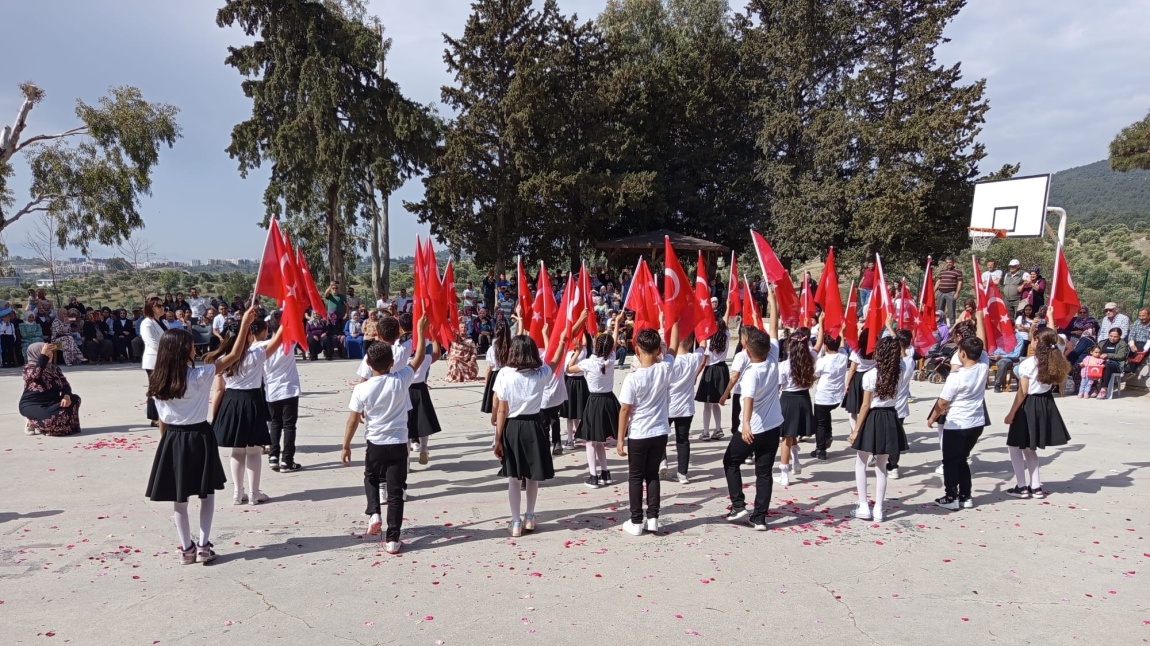 Okulumuzda 23 Nisan Ulusal Egemenlik ve Çocuk Bayramı coşkuyla kutlandı.